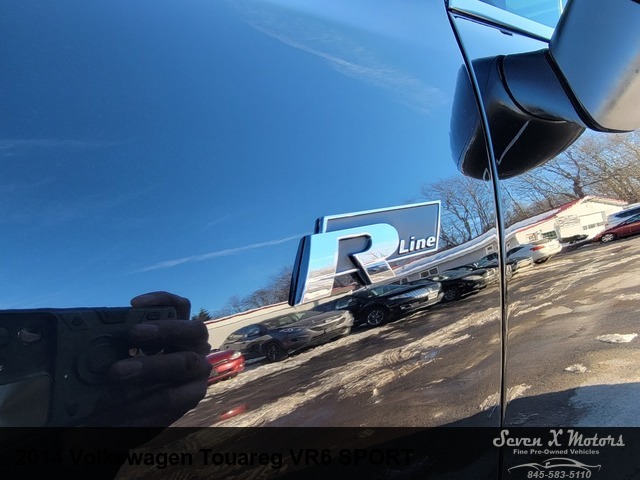 2014 Volkswagen Touareg VR6 Sport