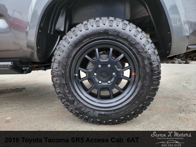 2016 Toyota Tacoma SR5 Access Cab  6AT 