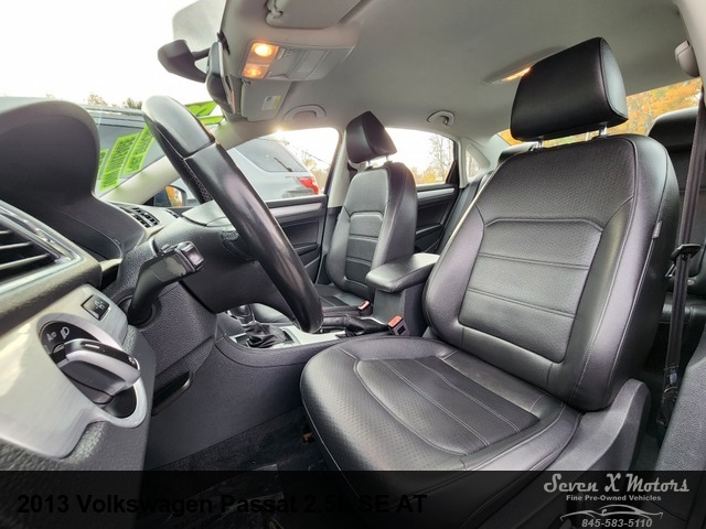 2013 Volkswagen Passat 2.5L SE AT