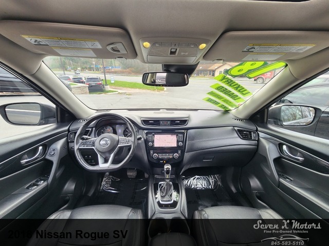 2018 Nissan Rogue SV 