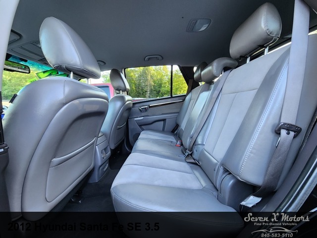2012 Hyundai Santa Fe SE 3.5 