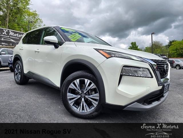 2021 Nissan Rogue SV 